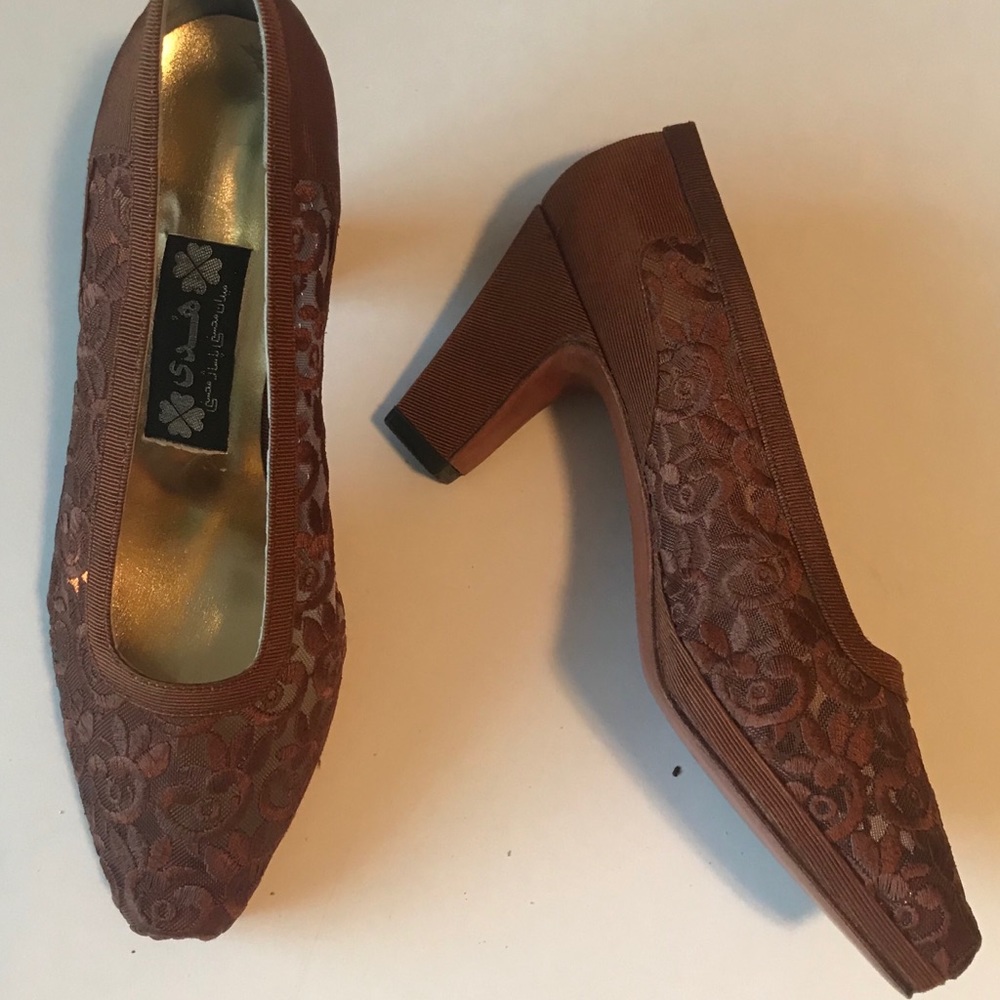 Mesh slide pumps